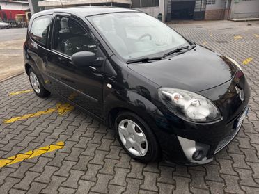 Renault Twingo 1.2 16V Neopatentati
