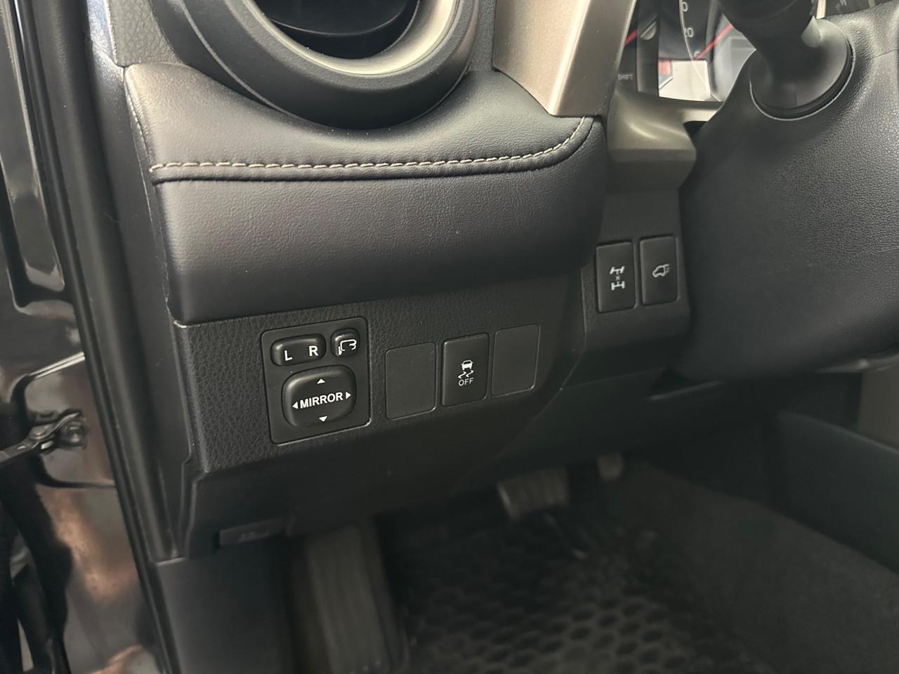 Toyota RAV 4 RAV4 2.2 D-4D 4WD Lounge