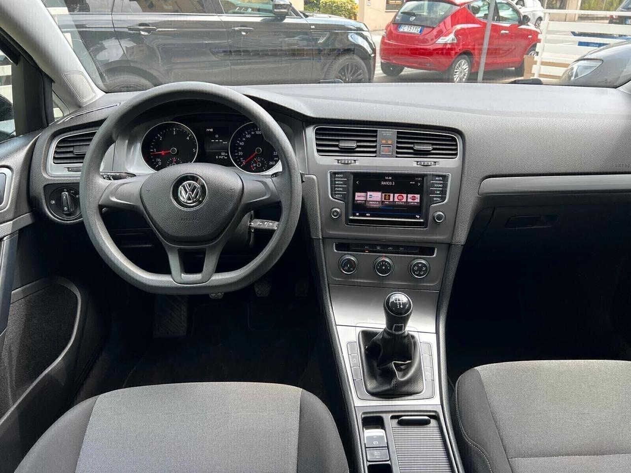 VW GOLF 1.6 TDI 90cv BlueMotion TECH. NEOPATENTATI