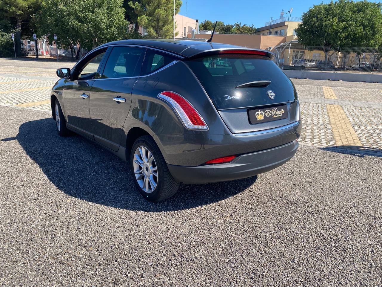 Lancia Delta 1.6 MJT DPF Silver
