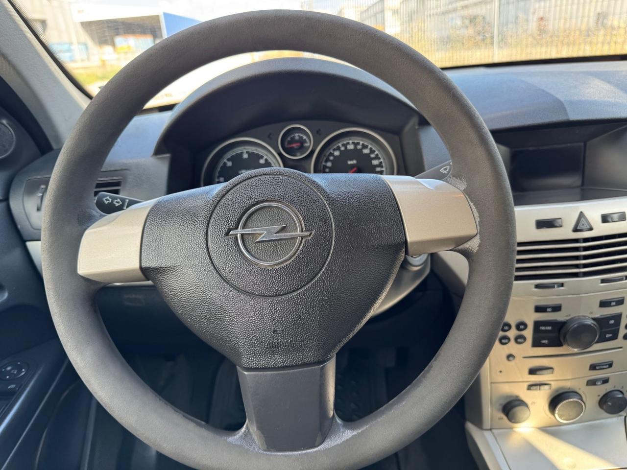 Opel Astra 1.7 CDTI 101CV 5 porte Cosmo