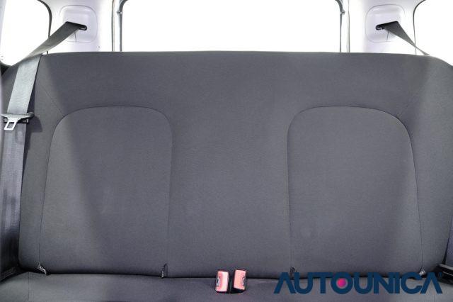 FIAT Panda 1.0 FIREFLY S&S HYBRID NEOPATENTATI
