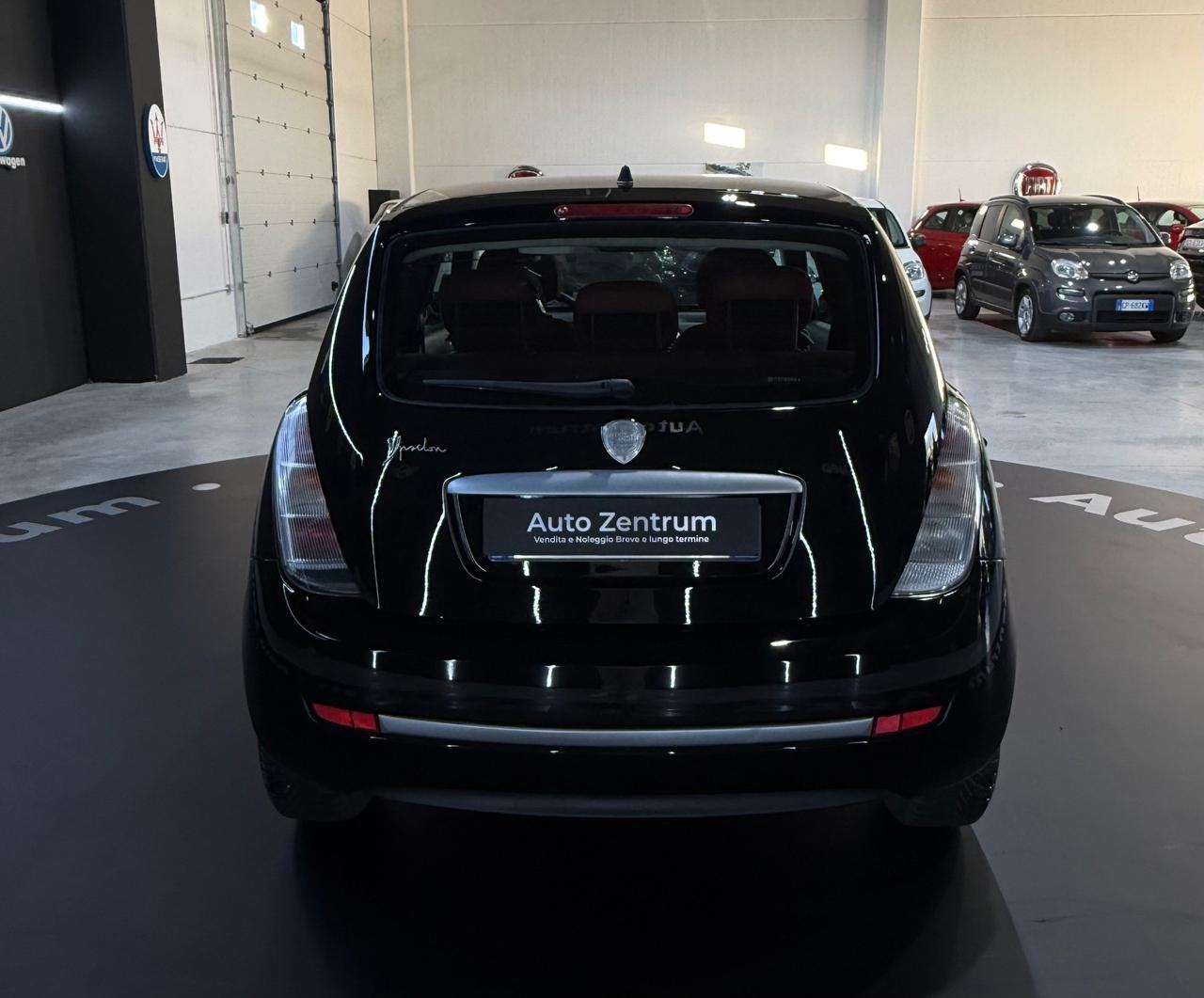 Lancia Ypsilon 1.2 Argento