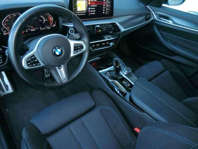 BMW 520 D M SPORT M-SPORT MSPORT LED PDC HUD NAVI ACC 19"