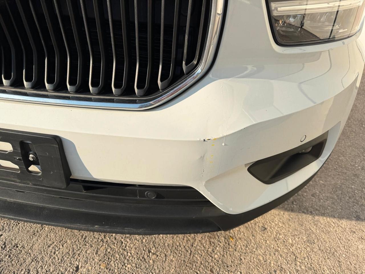 Volvo XC40 1.5 T3 geartronic MOTORE RUMOROSO