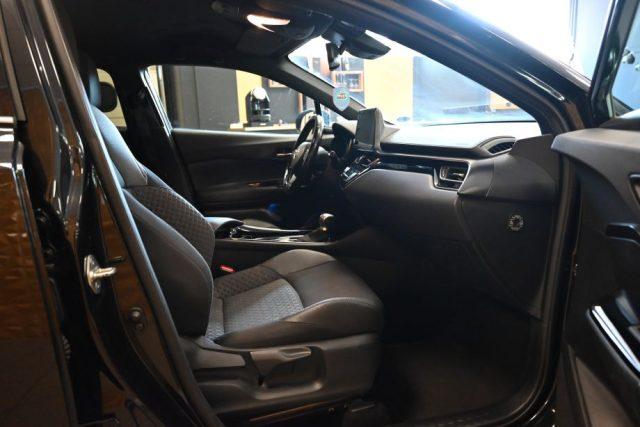 TOYOTA C-HR 1.8 Hybrid GR SPORT 2WD E-CVT AUTOCARRO NAVI FULL!