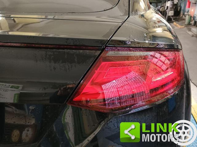 AUDI TT Coupé 2.0 TFSI S line