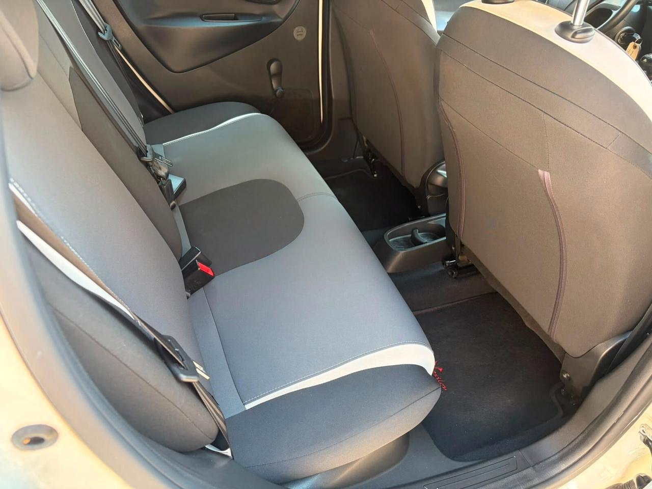 Lancia Ypsilon 1.2 69 CV 5 porte Elefantino*EURO6*NEOPATENTATI