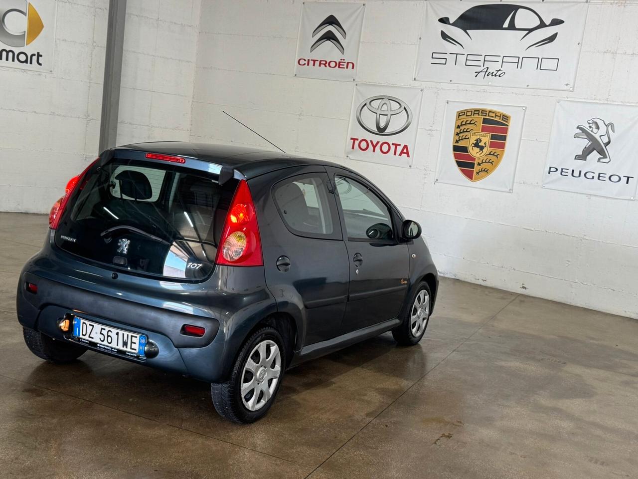 Peugeot 107 1.0 68CV 5p. Desir