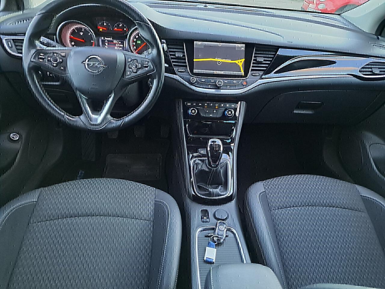 Opel Astra 1.6 CDTi 110CV Sports Tourer Innovation
