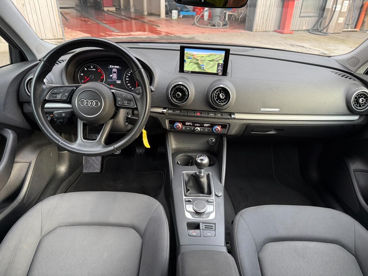 AUDI A3 SPB 2.0 TDI BUSINESS 150CV