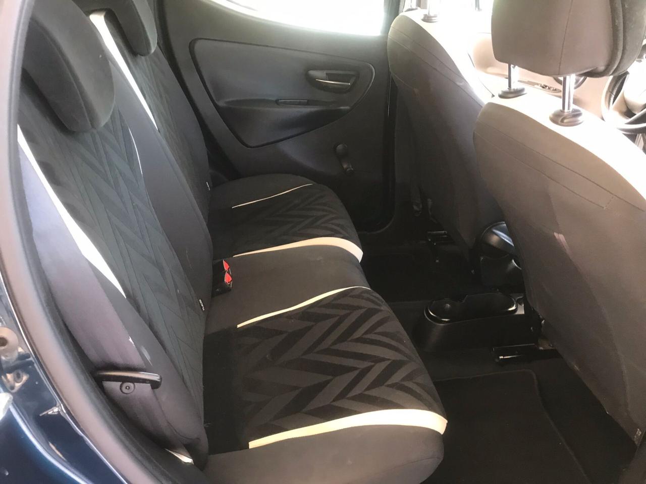 Lancia Ypsilon 1.2 69 CV 5 porte Opening Edition