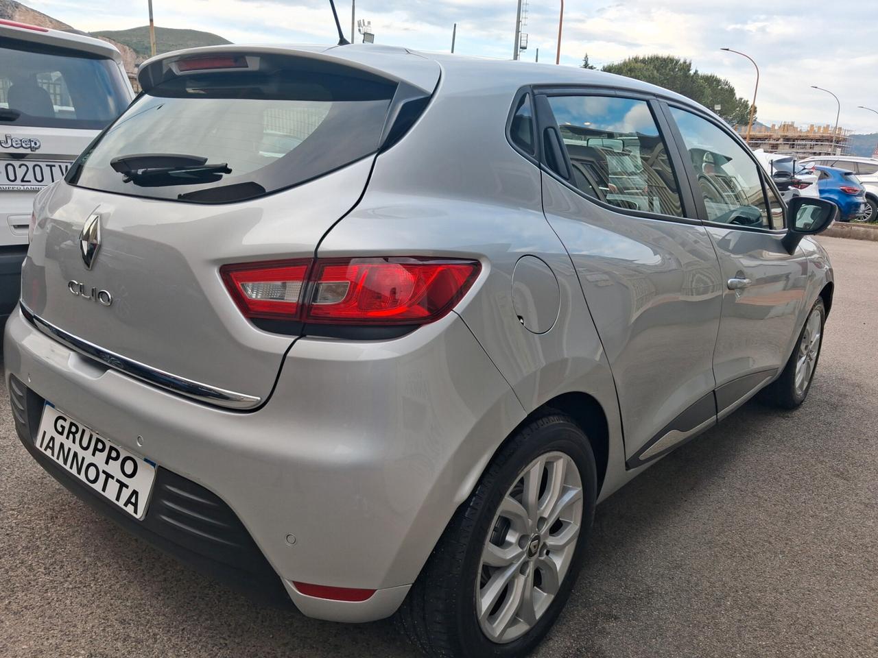 Renault Clio TCe 12V 90 CV GPL CASA MADRE NAVIGATORE GARANZIA 12 MESI CON CERTIFICATO DI CONFORMITA