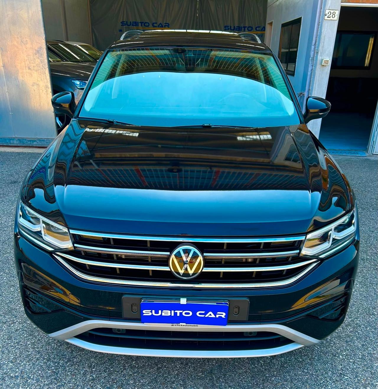 Volkswagen Tiguan Allspace Tiguan Allspace 2.0 TDI SCR DSG 4MOTION TETTO APRIBILE INTERNI IN PELLE TOTALE