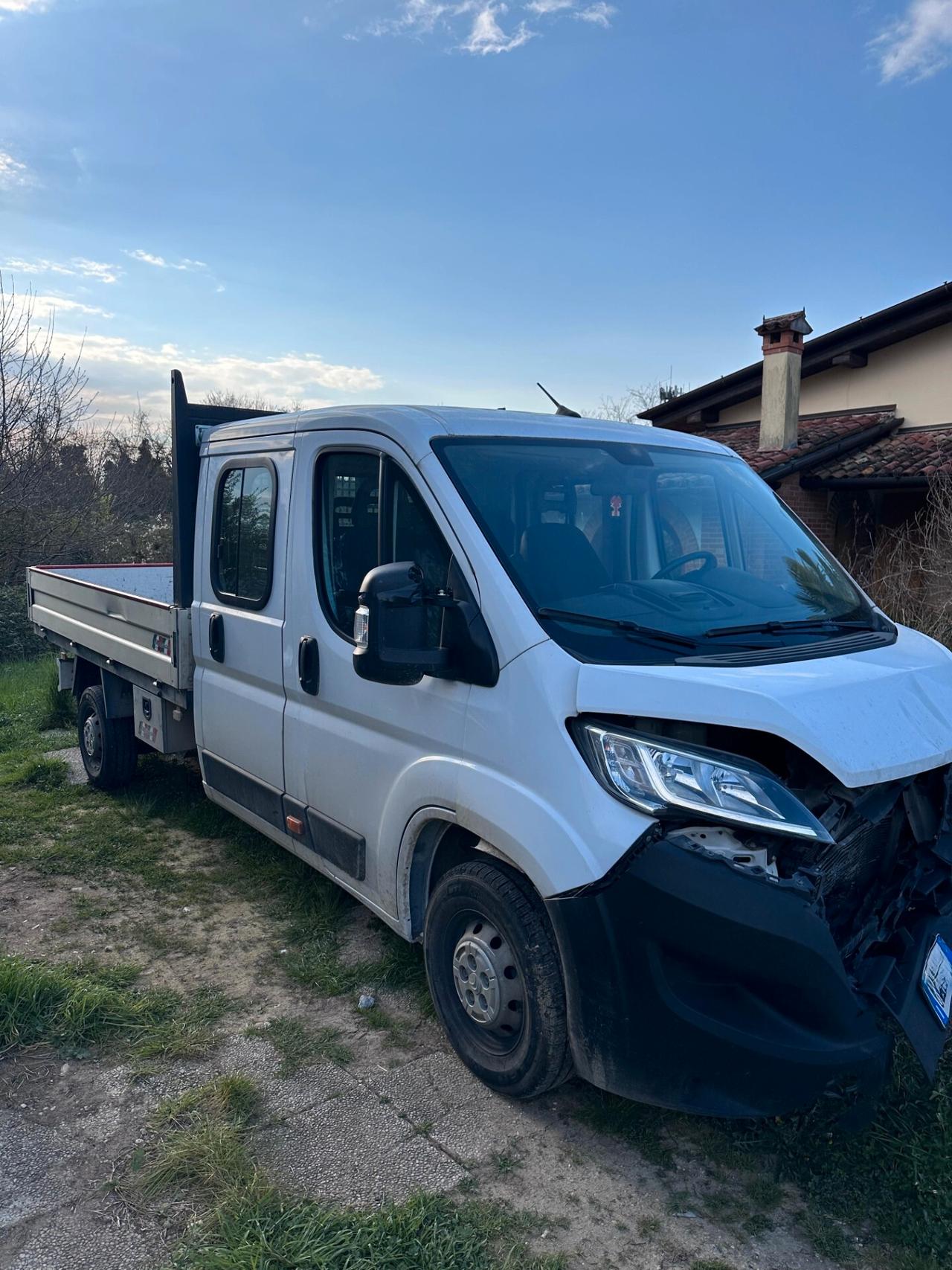 CITROEN JUMPER DOPPIA CABINA 7 POSTI 35 BLUEHDI 140 PLM-DC CASSONATO INCIDENTATO 2023