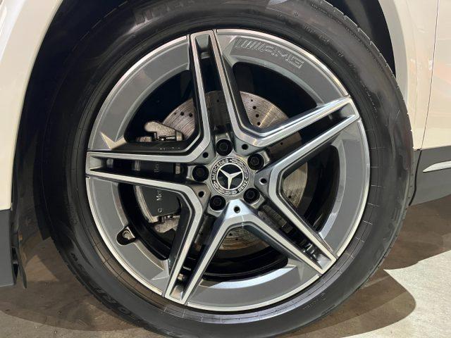 MERCEDES-BENZ GLA 200 d Autom. AMG Premium Plus LED MULTICOL/TELEC PARK