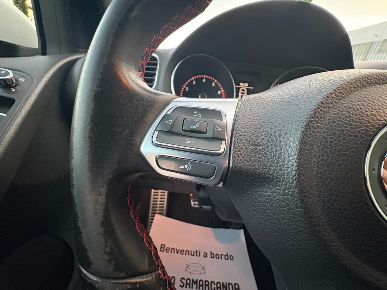 Volkswagen Golf GTI 2.0 TSI 5p.