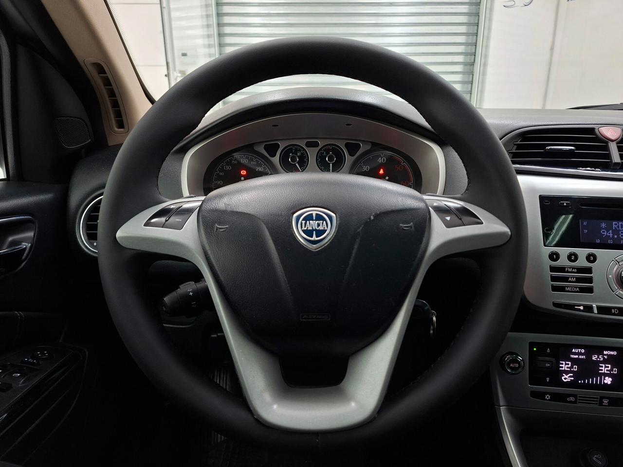 Lancia Delta Platino 1.6 Multijet 120cv