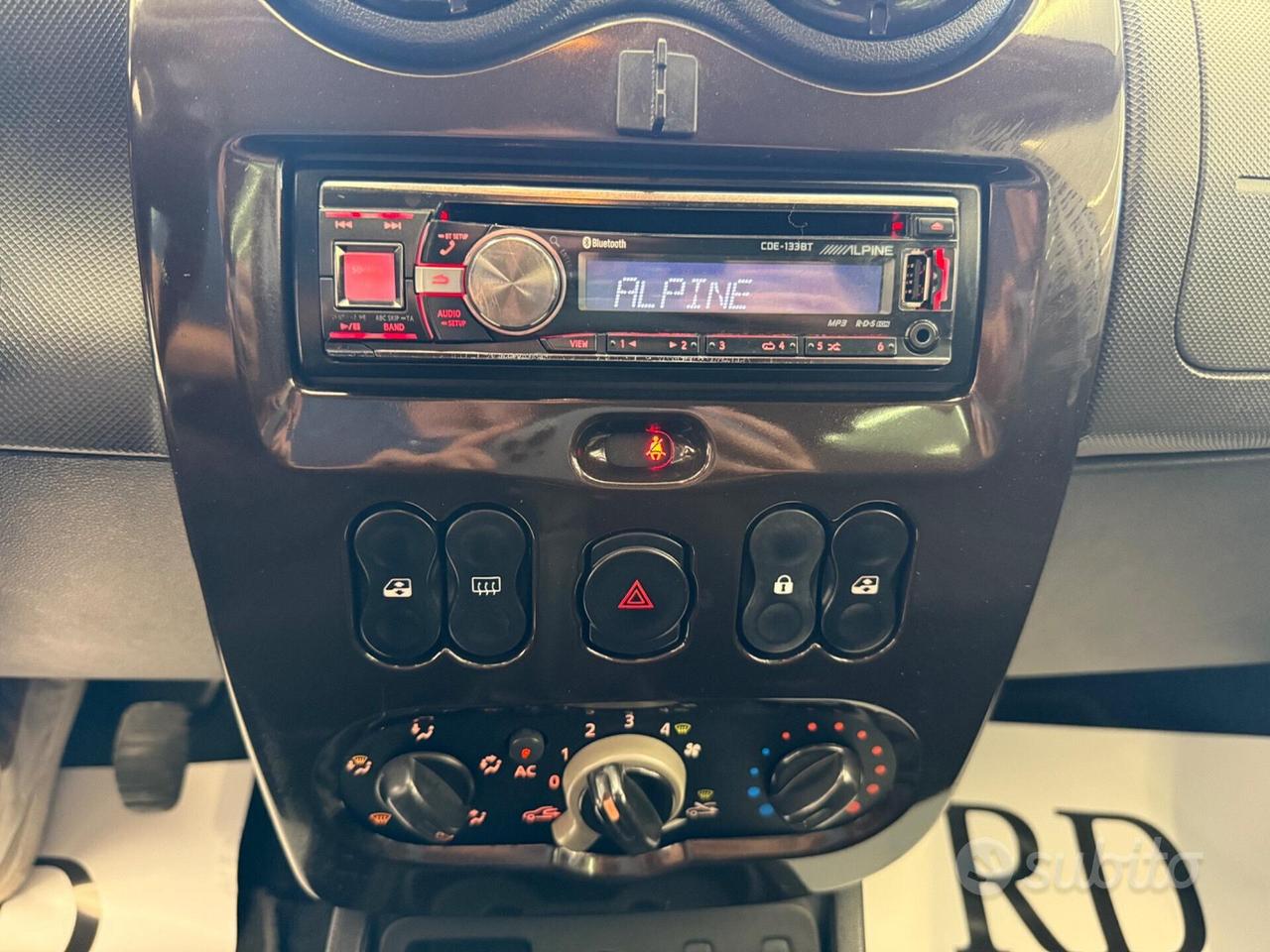 Dacia Duster 1.5 dCi 90CV 4x2 Laurate ok neopaten