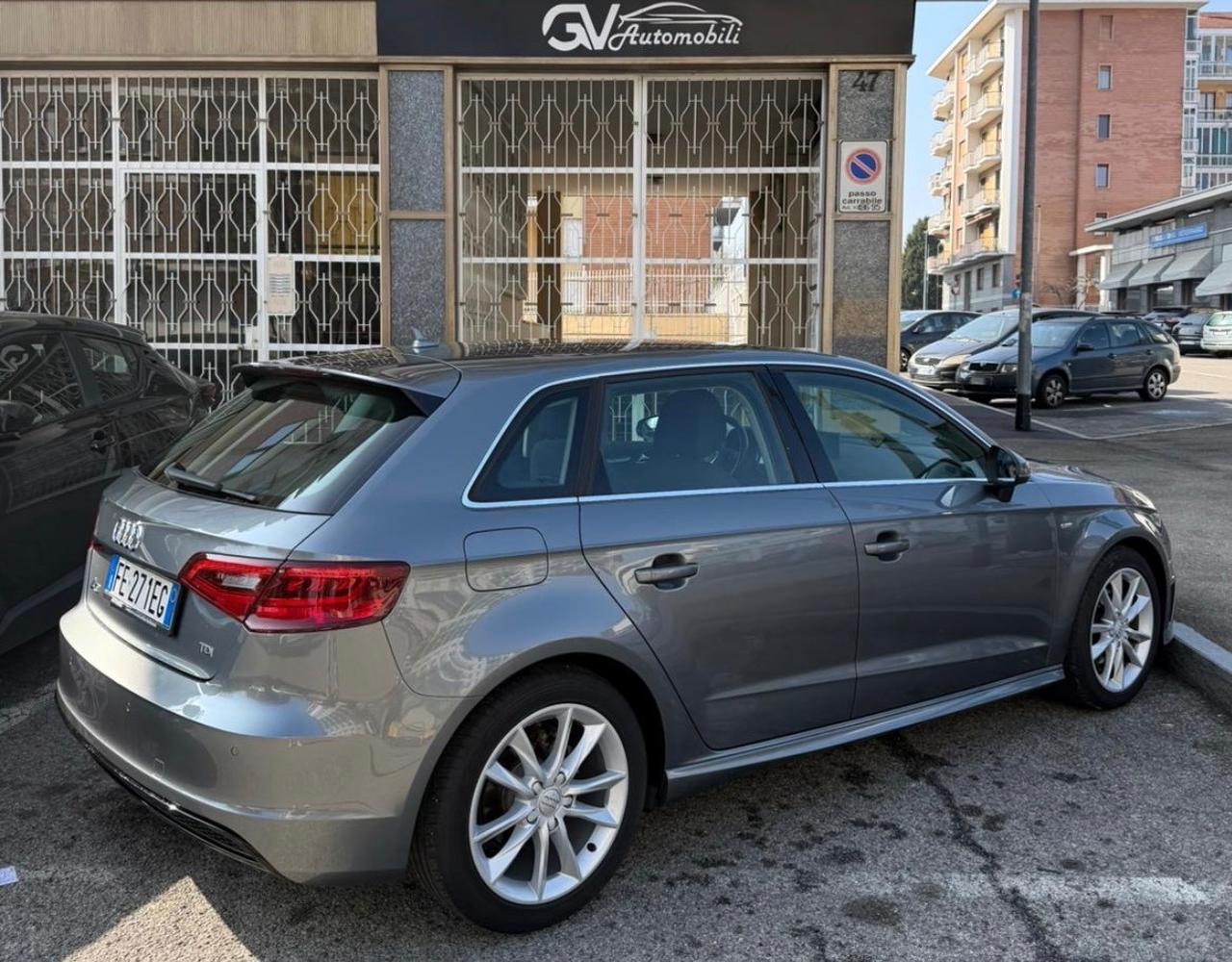 Audi A3 SPB 1.6 TDI ultra Attraction