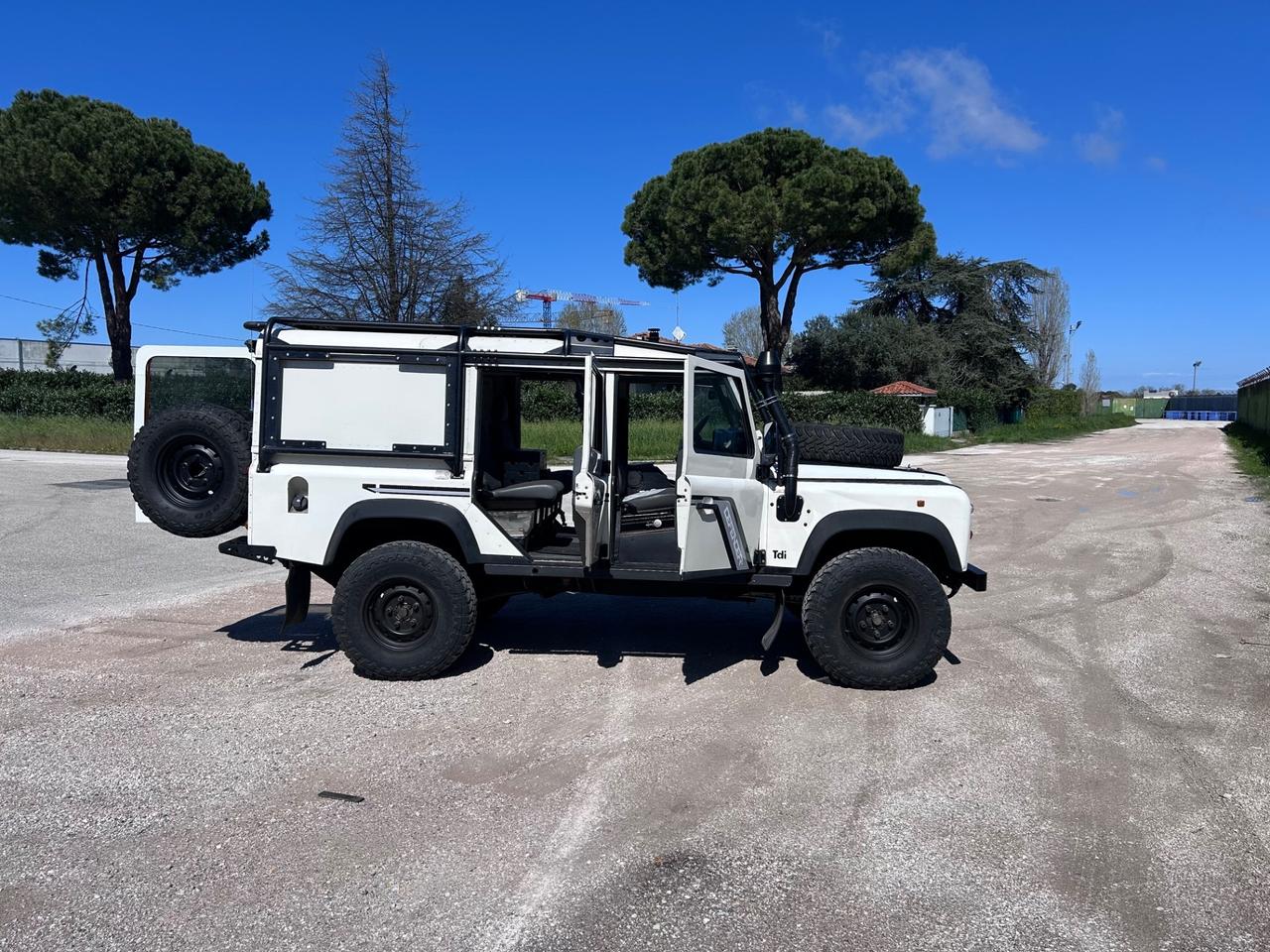 Land Rover Defender Fuoristrada