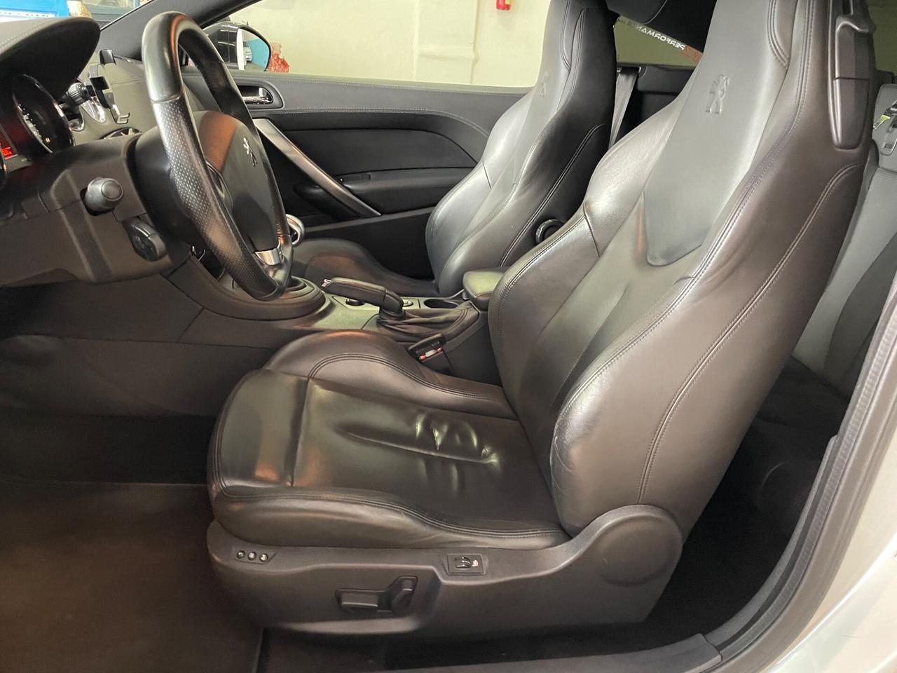 Peugeot RCZ 1.6 THP 270 CV