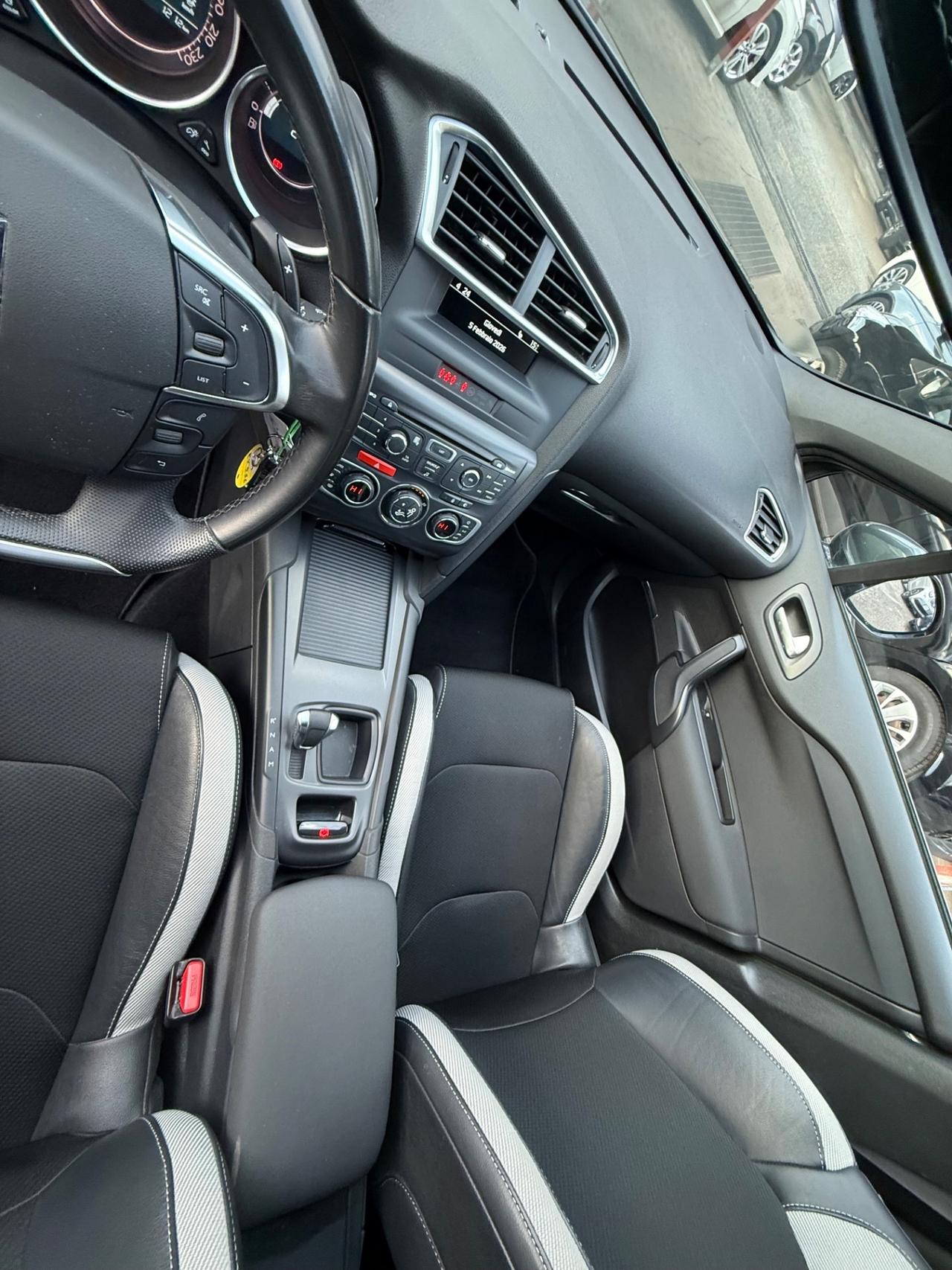 DS4 1.6 e-HDi 115-unipro-automatica-rate-