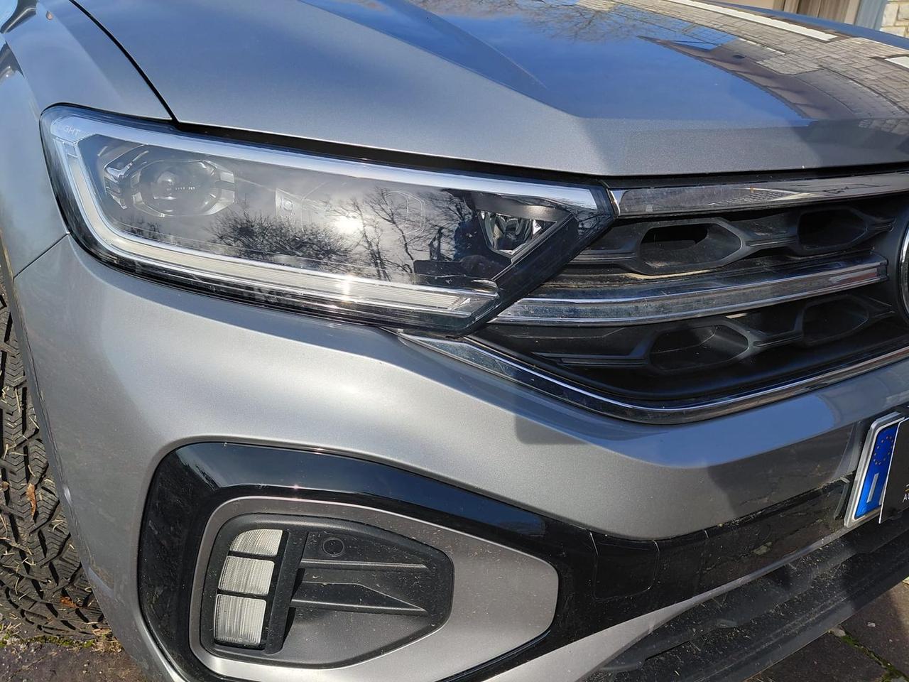 Volkswagen T-Roc EDITION PLUS 1.5 TSI #9332