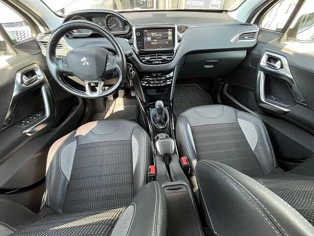 Peugeot 2008 BlueHDi 100 Allure