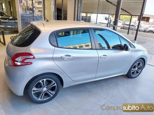 PEUGEOT 208 1.4 8V HDi 68CV 5p. Business