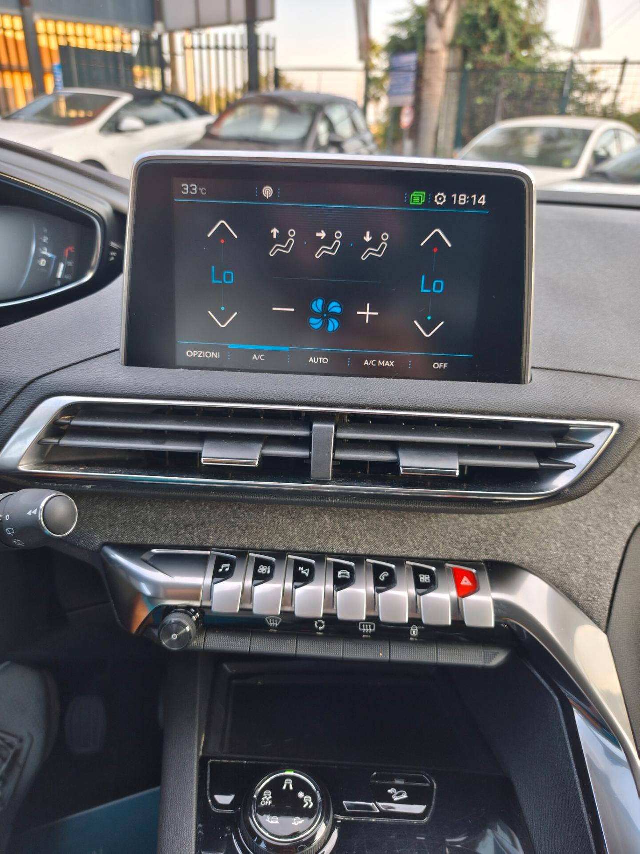 Peugeot 3008 BlueHDi 130 S&S Crossway