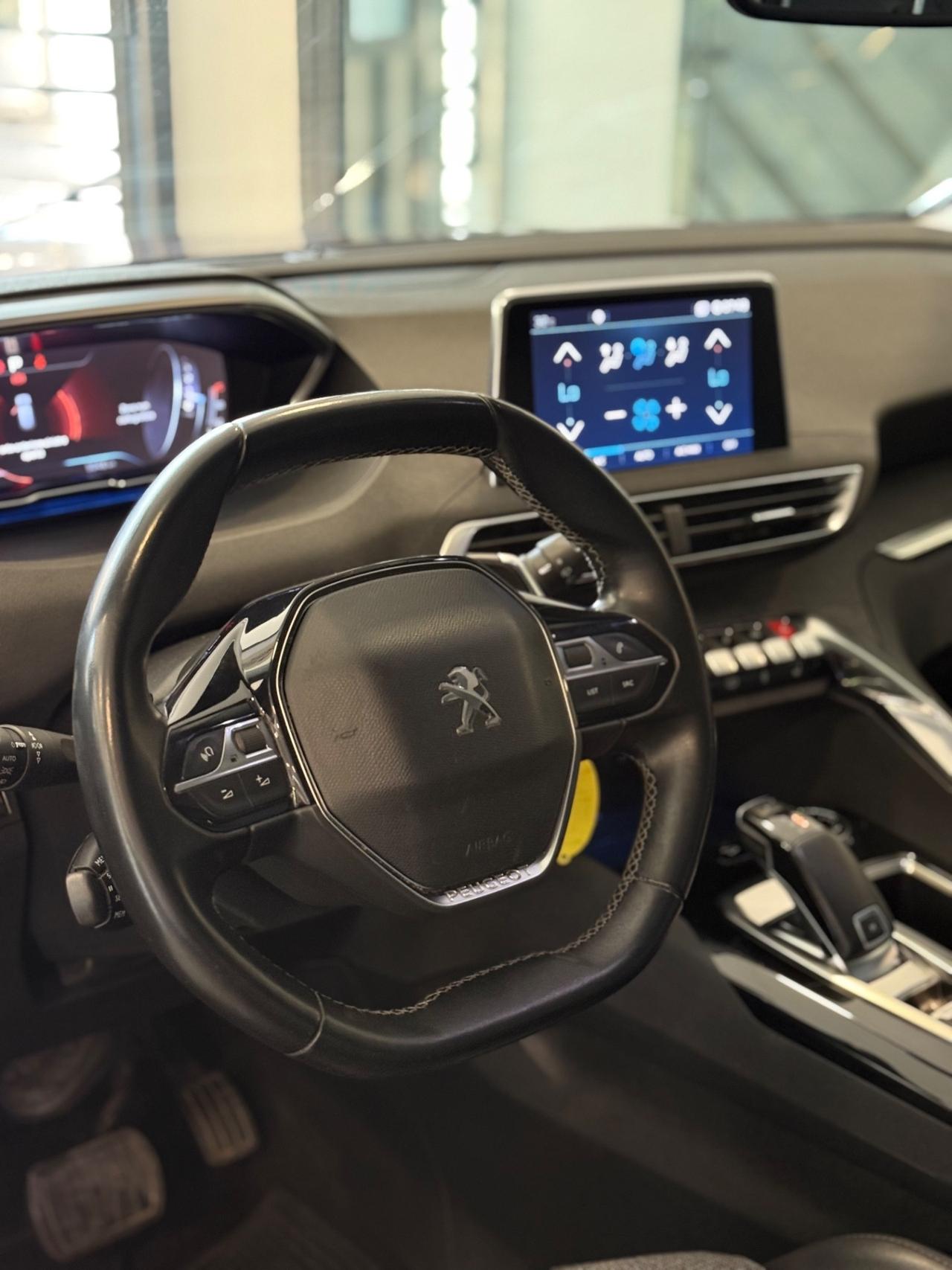 Peugeot 3008 BlueHDi 130 S&S EAT8 Allure