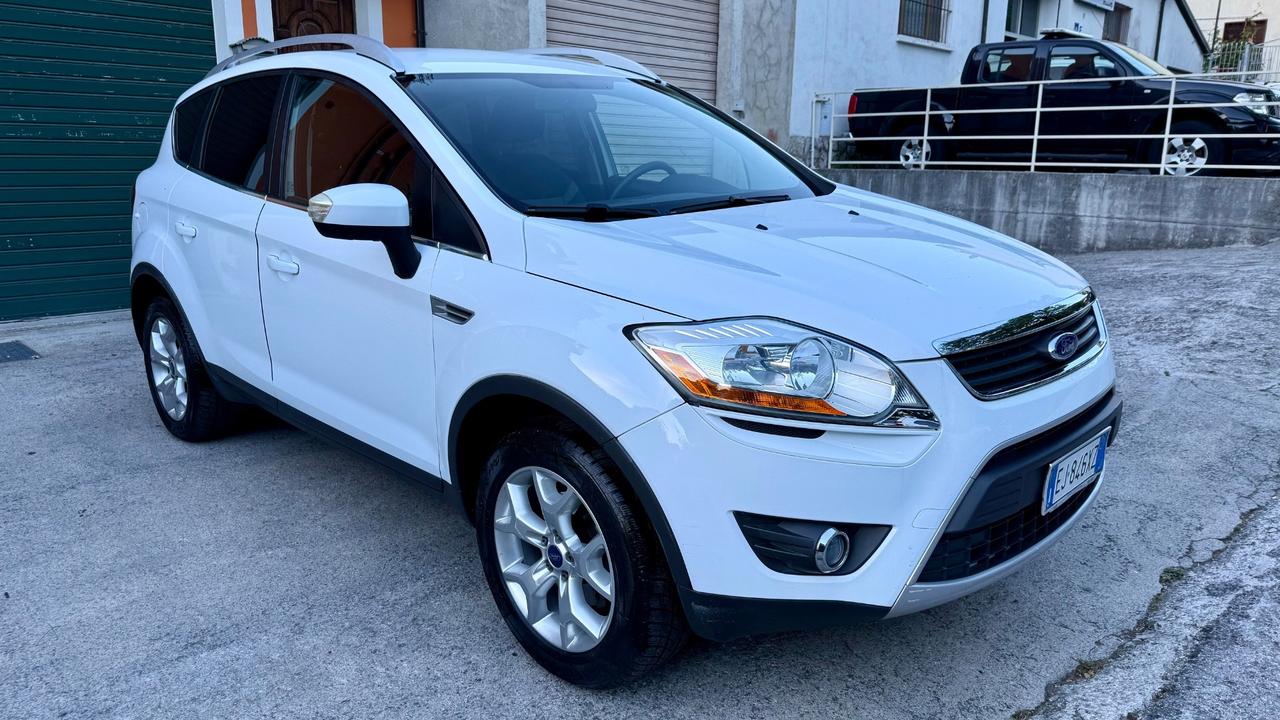 Ford Kuga Kuga+ 2.0 TDCi 140 CV 4WD DPF