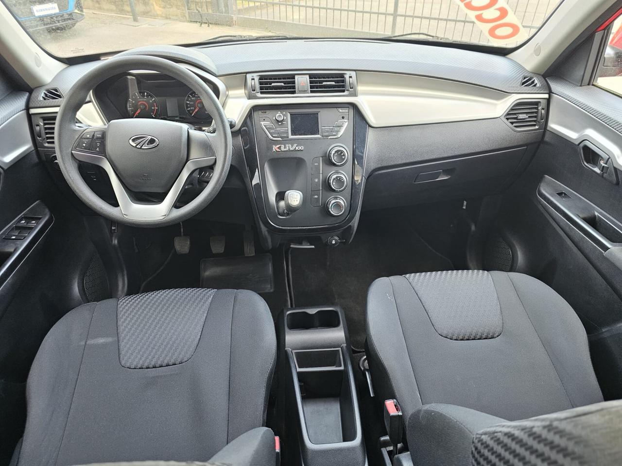 Mahindra KUV100 1.2 VVT K8