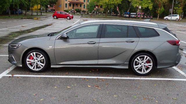 OPEL Insignia 2.0 BiTurbo 210cv CDTI S&S 4X4 autom. Sports GSi..