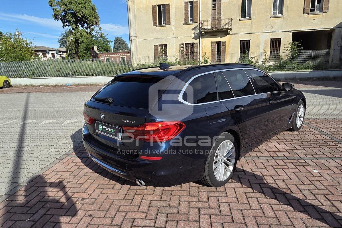 BMW 530d xDrive 249CV Touring Luxury