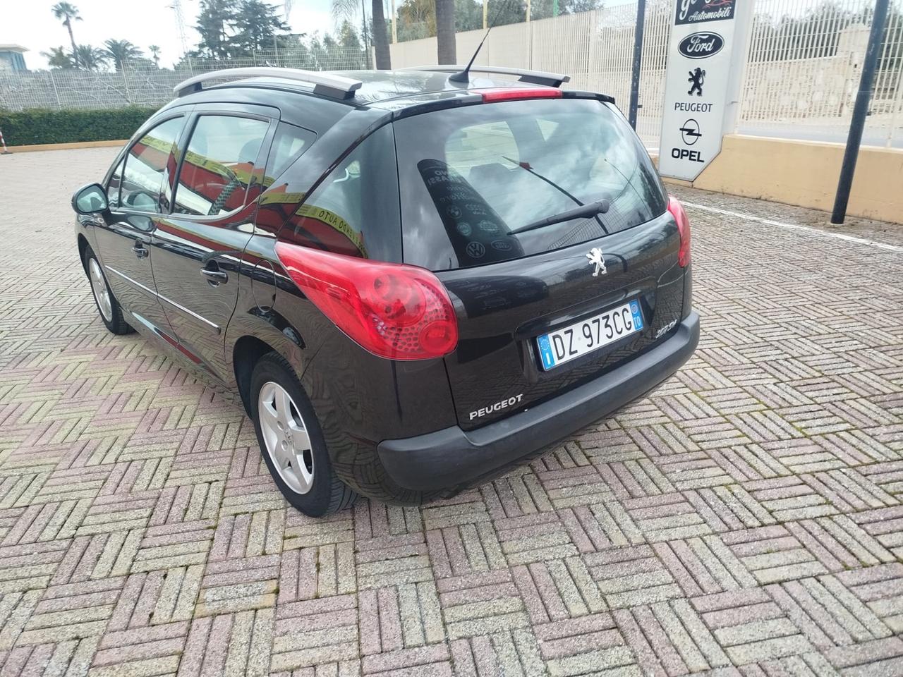 Peugeot 207 1.4 8V 75CV SW X Line ECO GPL