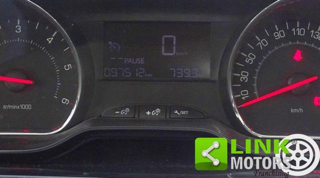 PEUGEOT 208 1.4 8V HDi 68CV 5p. Allure