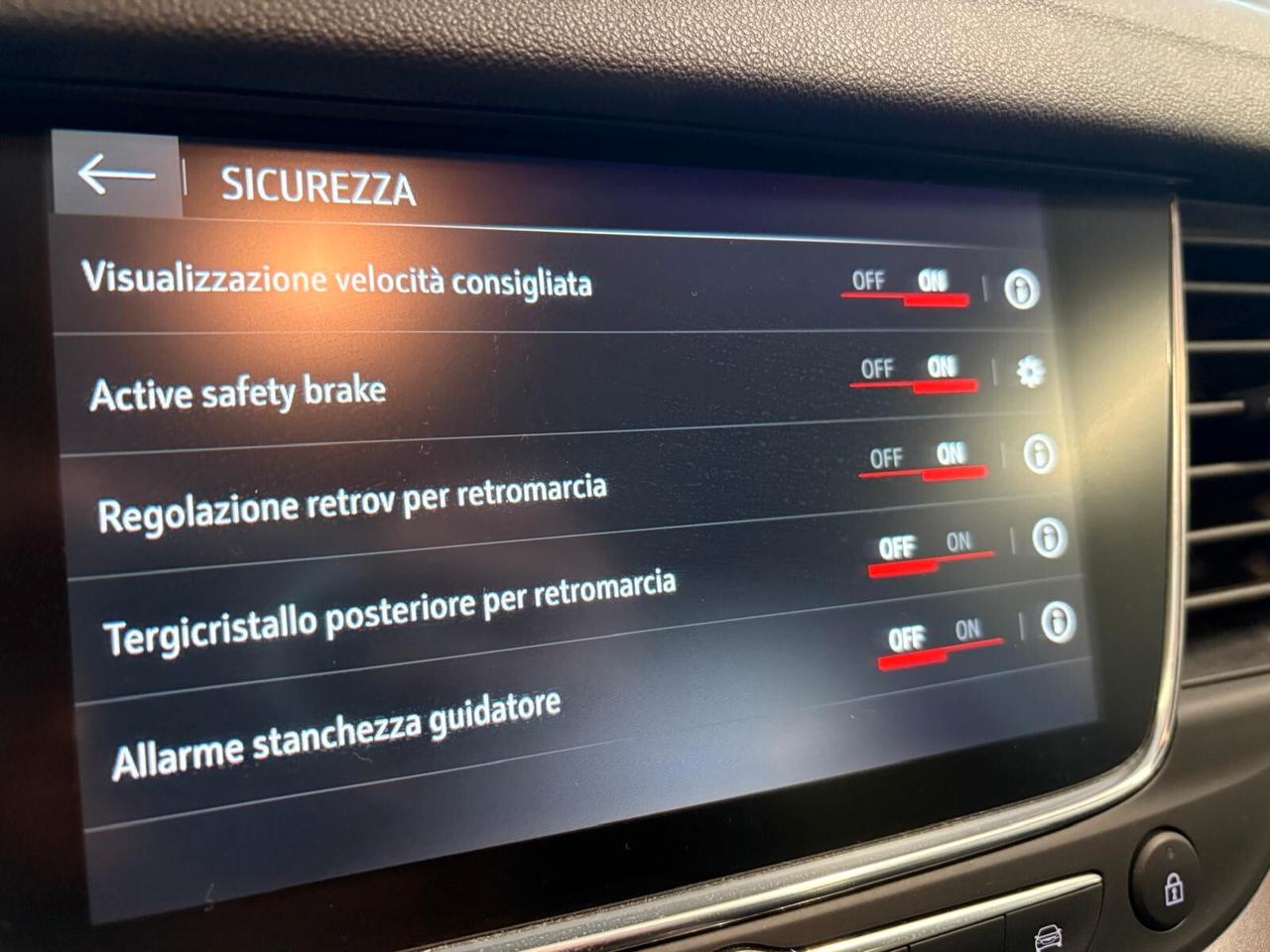 Opel Grandland X INNOVATION 1.5 diesel Ecotec SPOTICAR