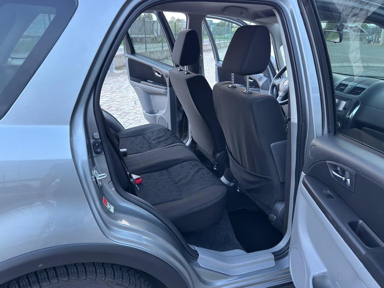 Suzuki SX4 1.6BENZINA/GPL 4X4 2012