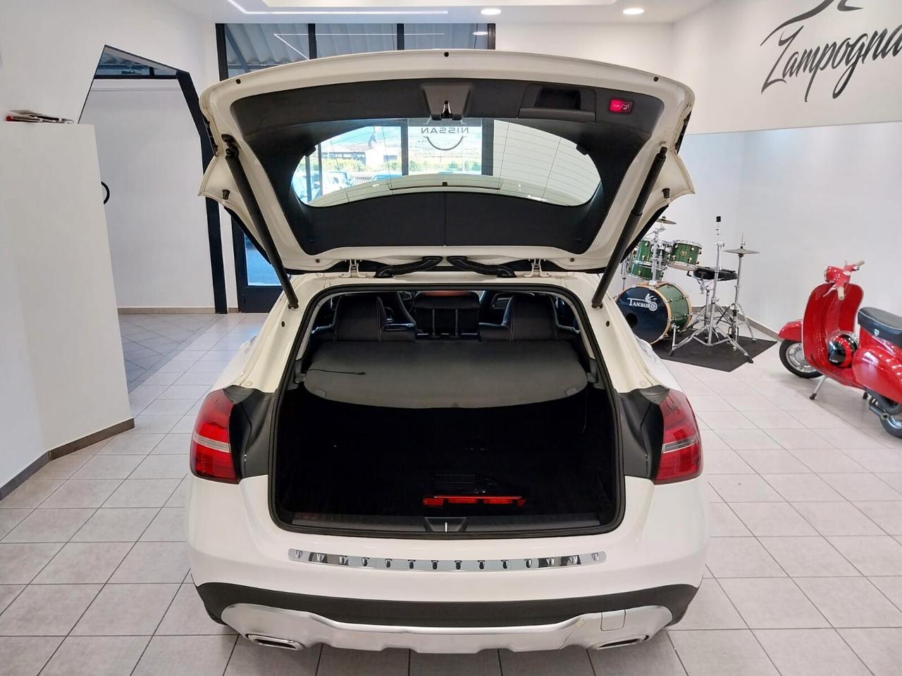 Mercedes-benz GLA 200 d Sport 2018 IVA