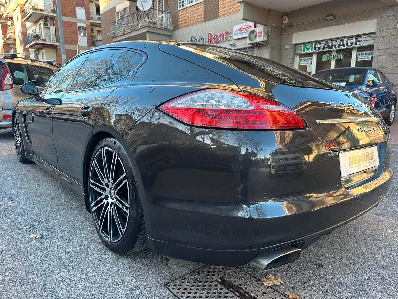 Porsche Panamera 3.6 PLATINUM 4