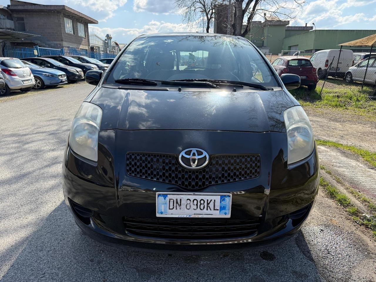 Toyota Yaris 1.0 BENZ GPL 128.000 KM