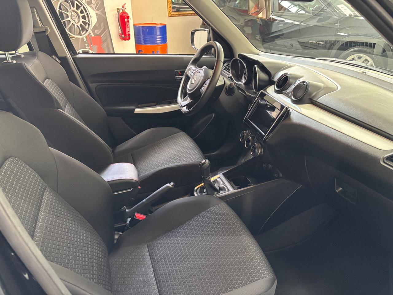 Suzuki Swift 1.2 Hybrid Top