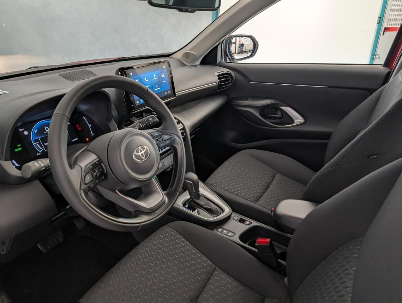 TOYOTA YARIS CROSS 1.5 HYBRID 116 CV ACTIVE KM0