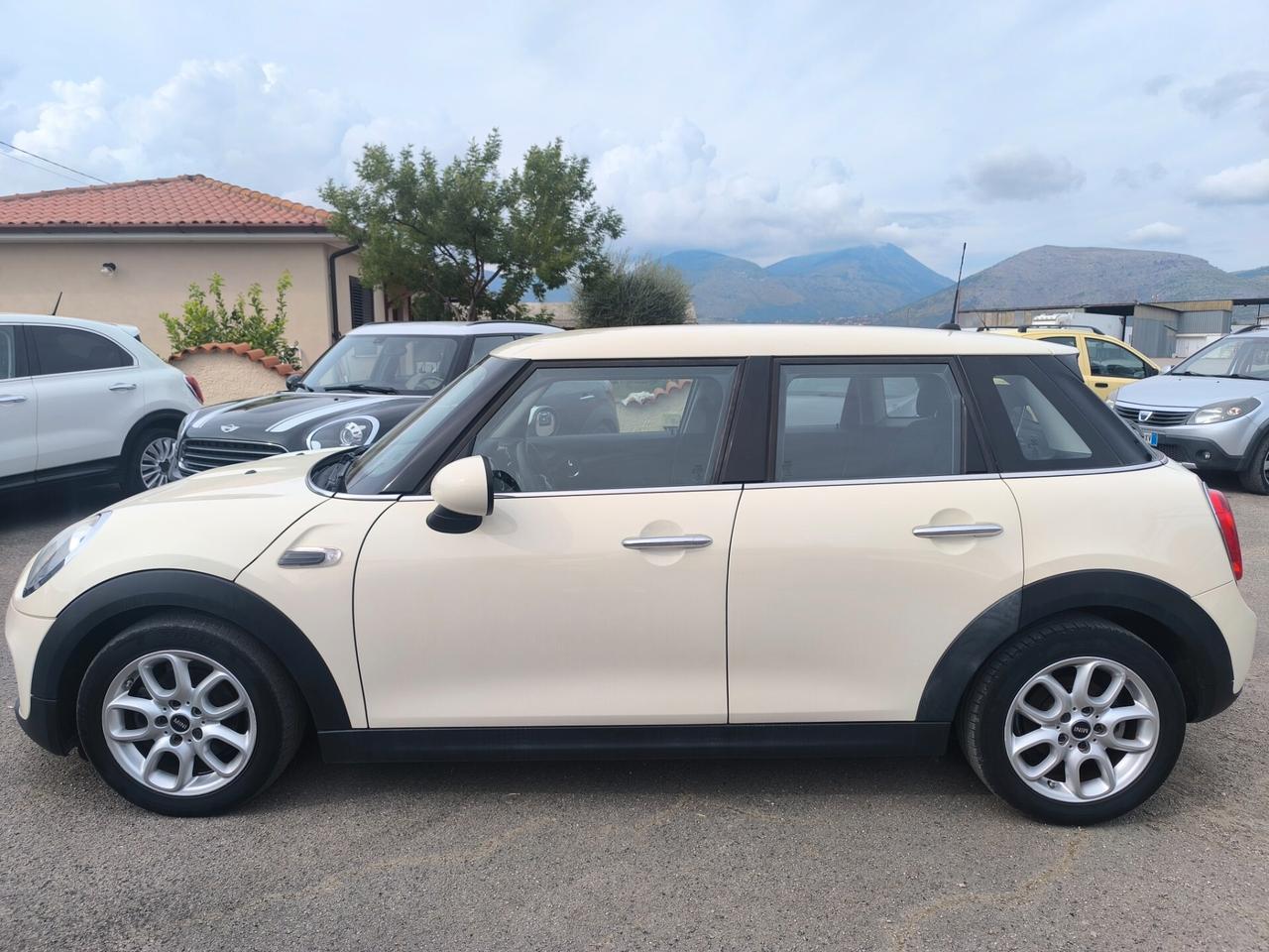 Mini 1.5 One D Business