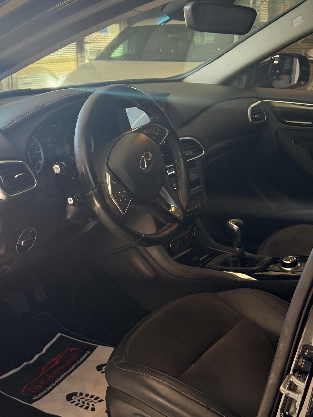 Infiniti Q30 1.5 diesel Premium Tech
