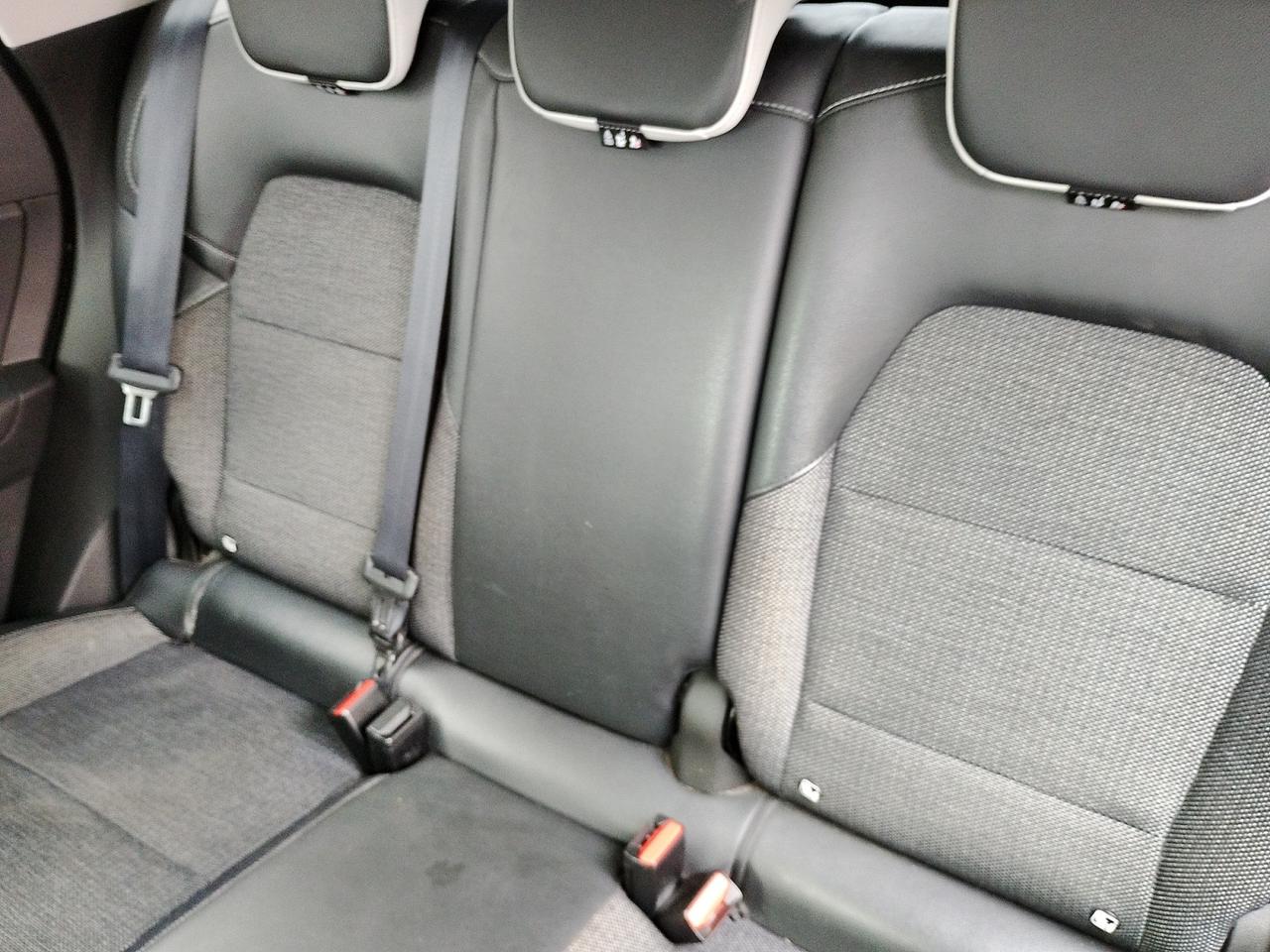Renault Captur 1.6 E-Tech full hybrid Evolution 145cv auto