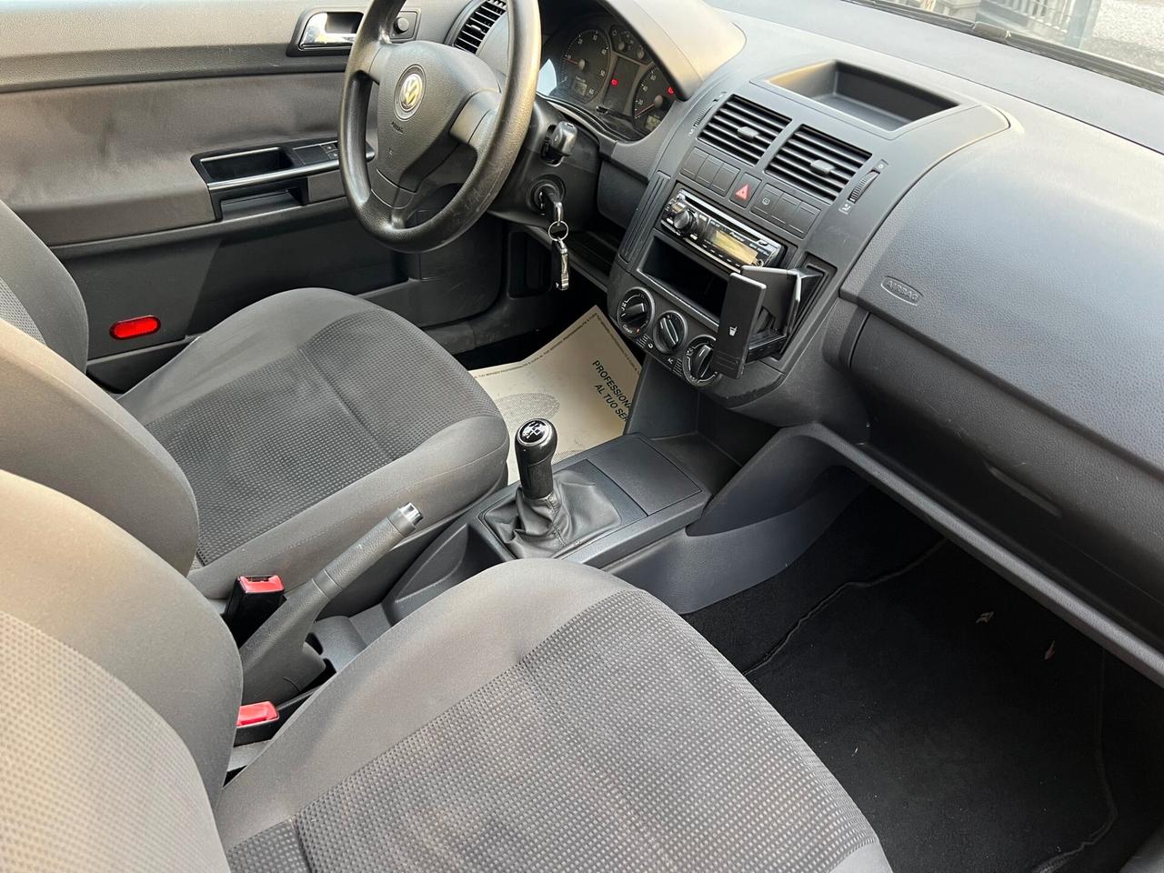 Volkswagen Polo 1.4/69CV TDI 5p. Comfortline/X NEOPATENTATI