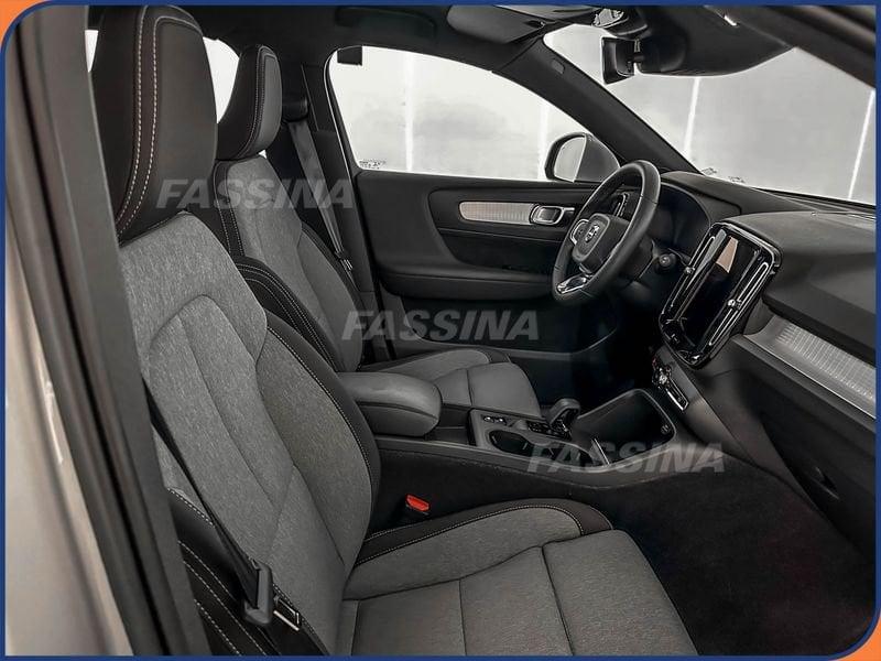 Volvo XC40 Recharge T5 Plug-in Hybrid Recharge Core